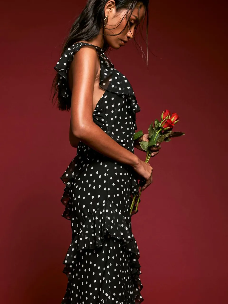 boohoo Dames Chiffon Ruffle Polka Dot Bandjes Maxi Jurk zwart, foto 3