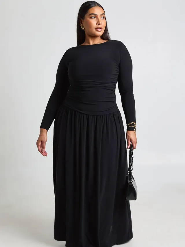 boohoo Dames Plus Zachte Geplooide Maxi Jurk Met Lange Mouwen Zwart