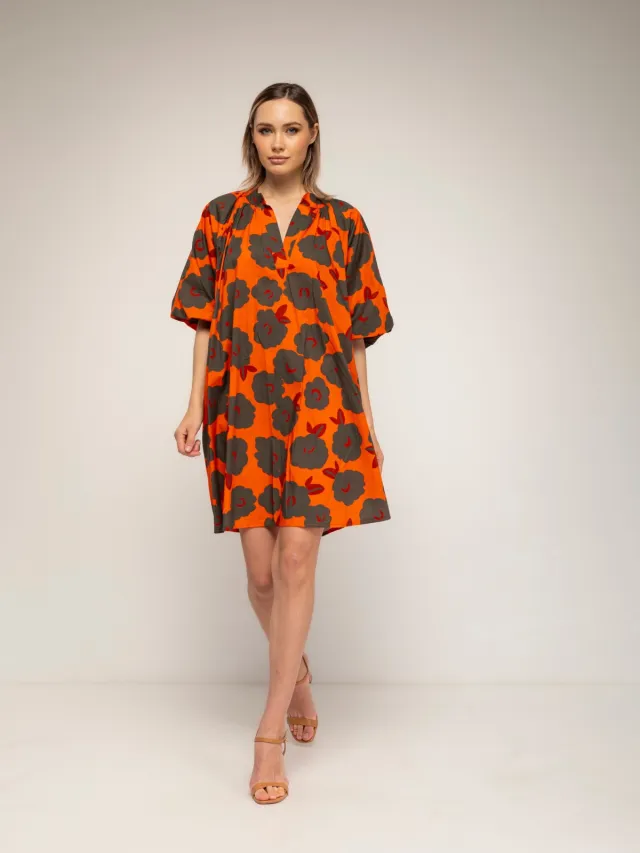 Tantra Korte bloemenjurk met pofmouwen en een V-hals Oranje