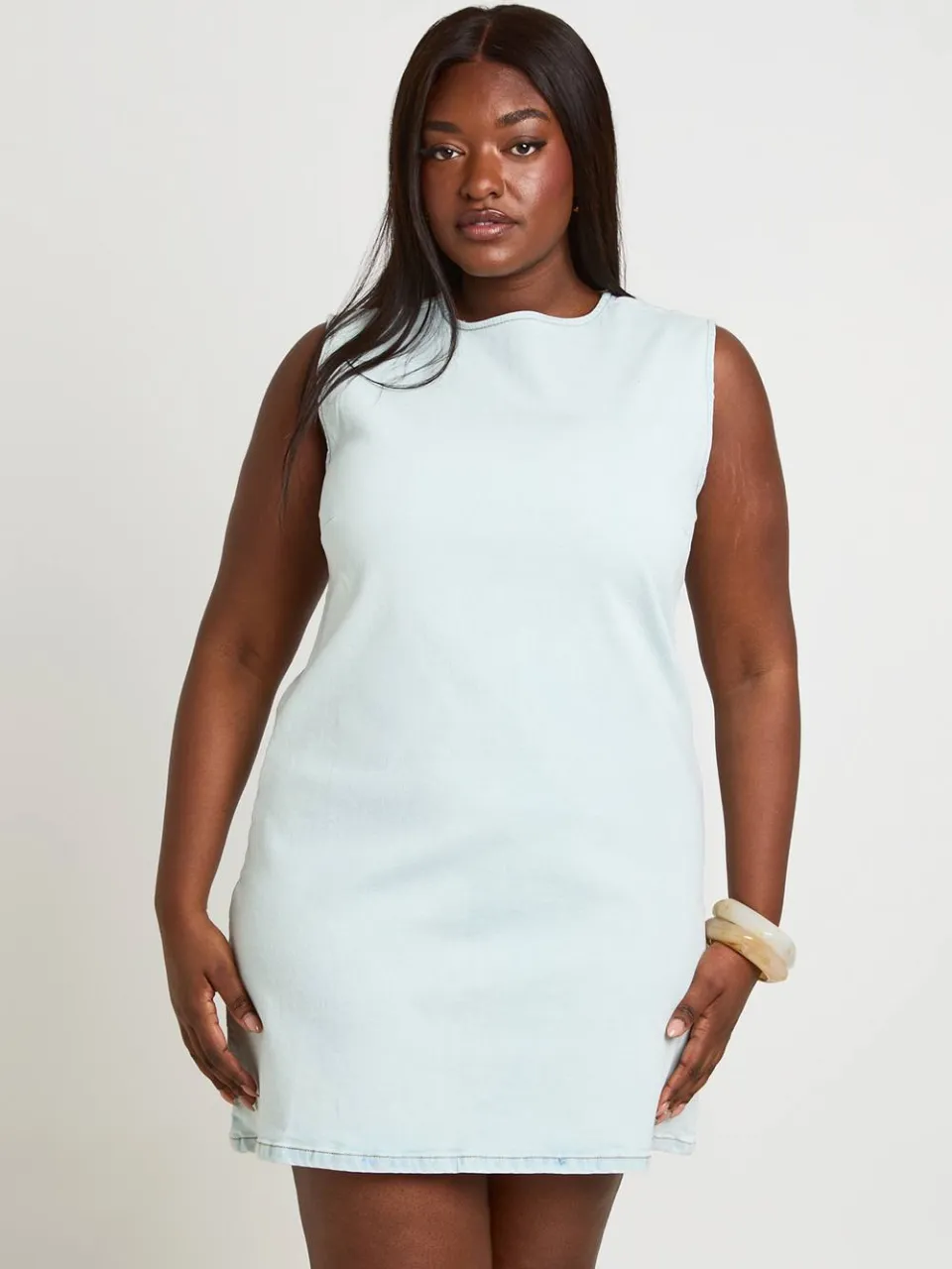 boohoo Dames Plus Basic Denim Rechte Jurk, foto 3