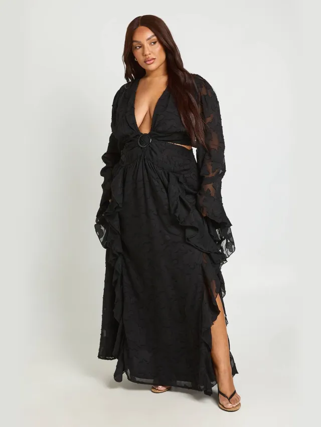 boohoo Dames Plus Getextureerde Maxi Jurk Met Split En Cut-out Zwart