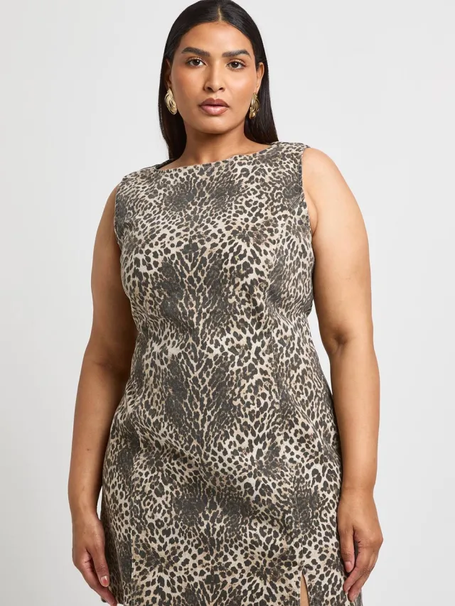 boohoo Dames Plus Leopard Print Denim Shift Jurk Luipaardprint