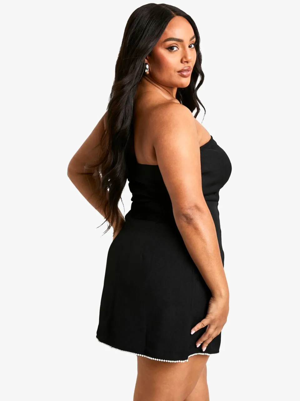 boohoo Dames Plus Pearl Detail Bandeau Skaterjurk zwart, foto 2