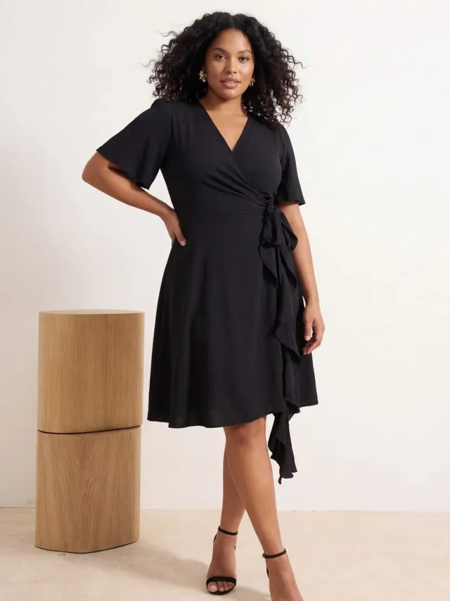 Trendyol Curve Dames Zwart Effen Kort / Mini Kort Casual Double-breasted Grote maten Jurk