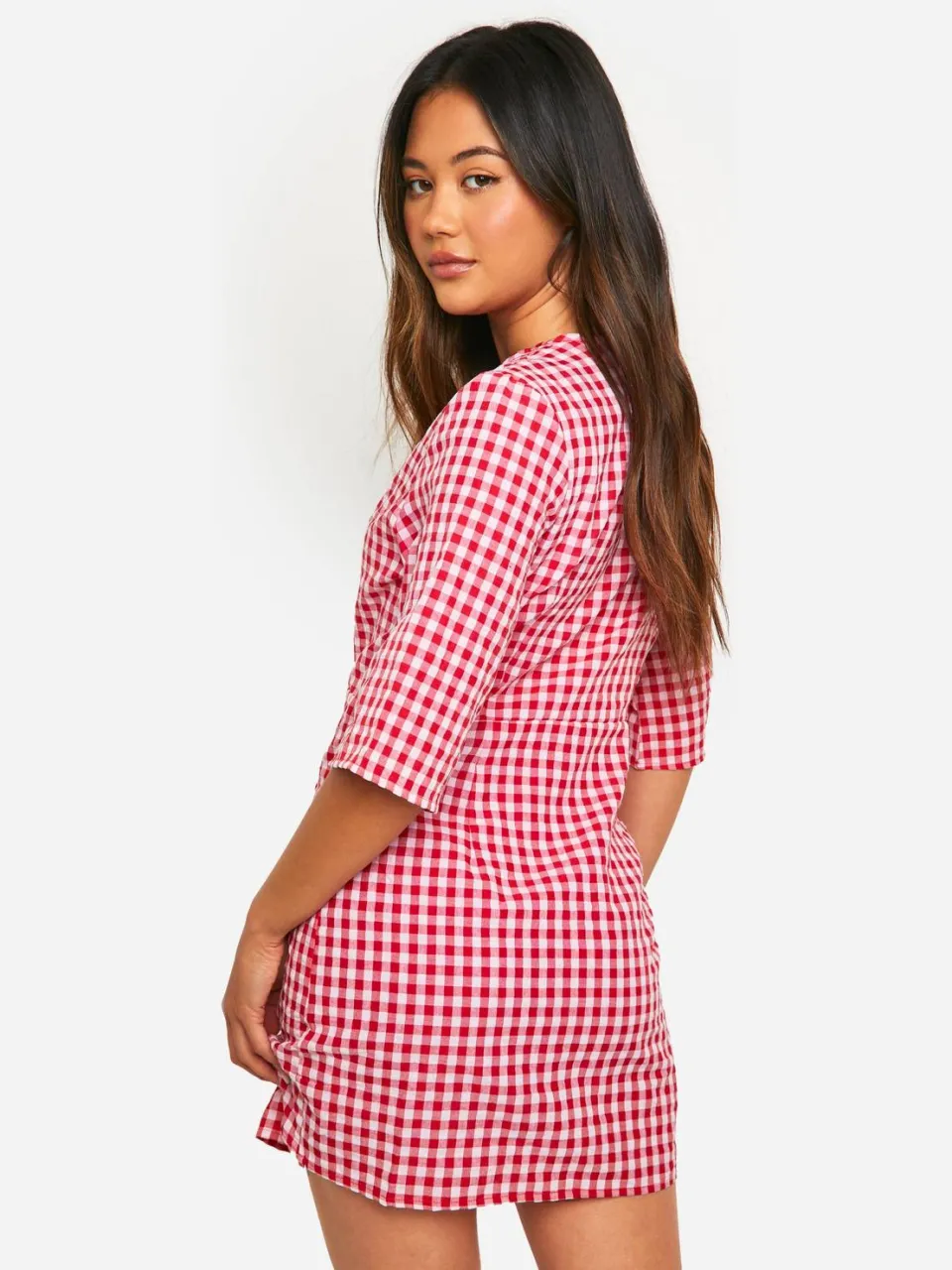 boohoo Dames Textured Gingham Wrap Dress rood, foto 2