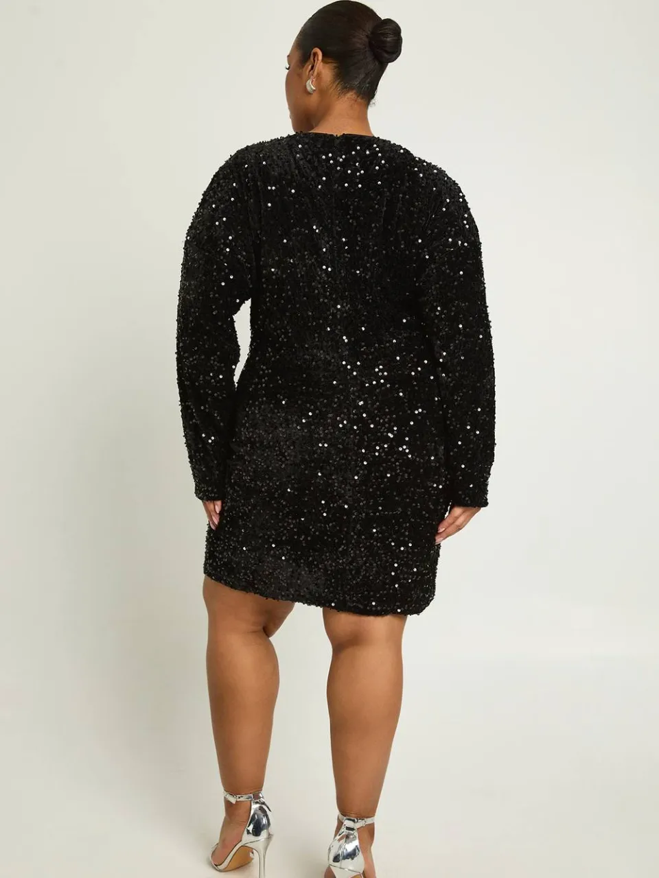 boohoo Dames Plus pailletten batwing-shiftjurk zwart, foto 2