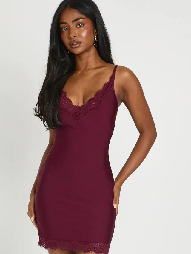 boohoo Dames Premium Bandage Mini Jurk Met Kanten Rand Fig