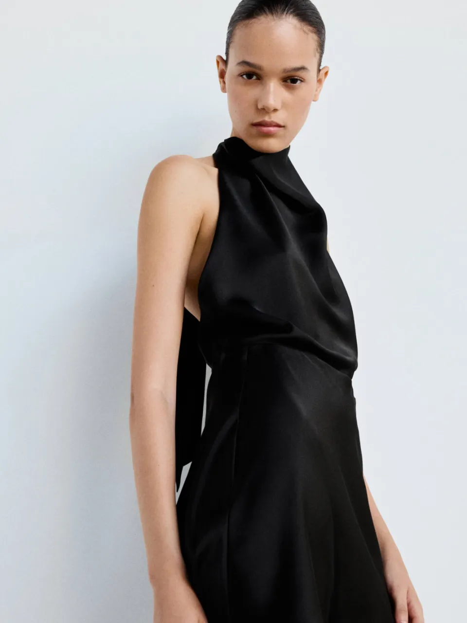 Mango halterjurk - zwart, foto 3
