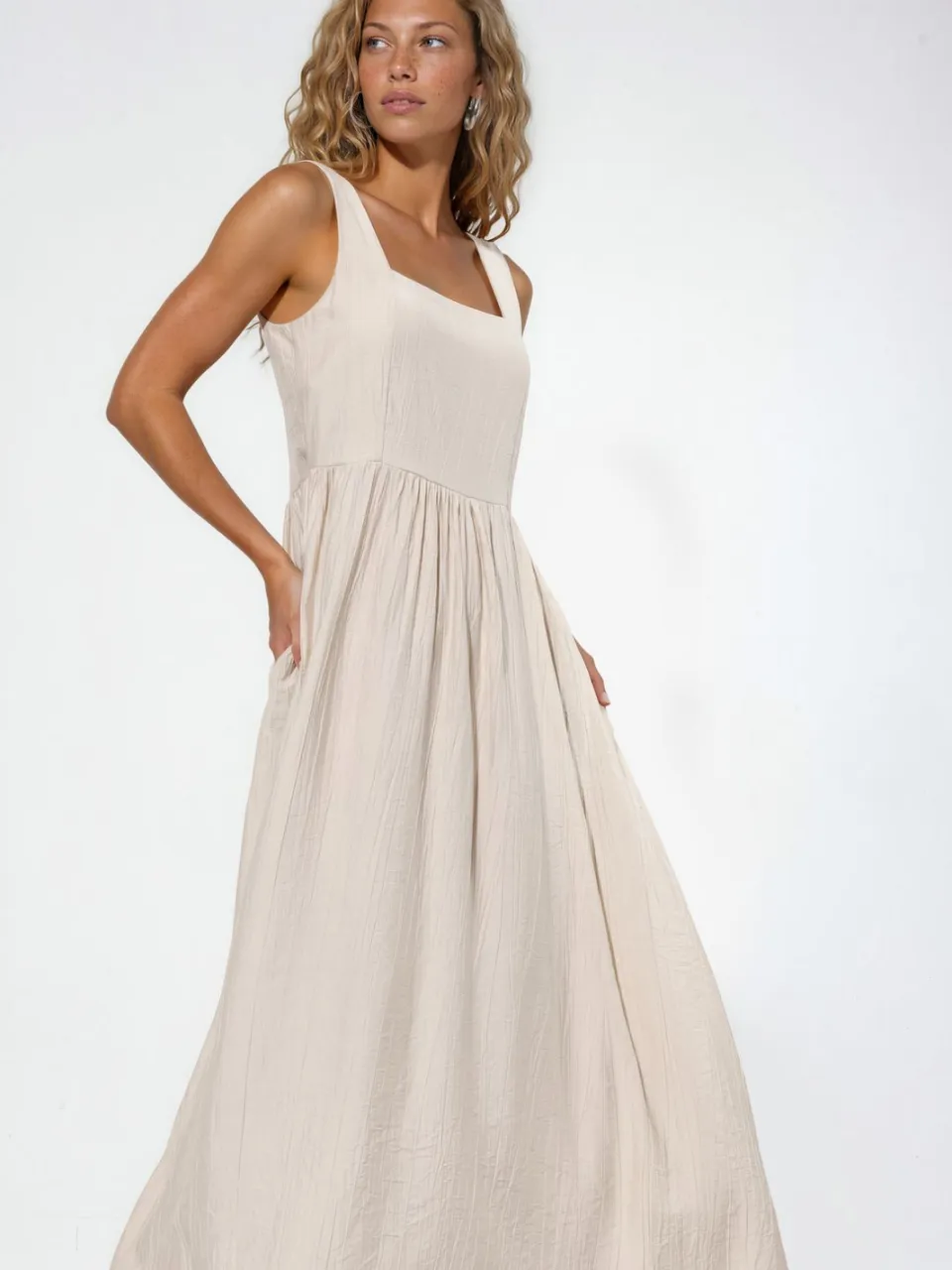 Busem Effen Midi-jurk met Vierkante Kraag beige, foto 2