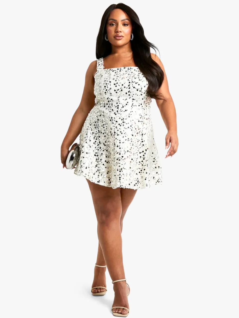 boohoo Dames Plus pailletten Milkmaid Skaterjurk crème, foto 3