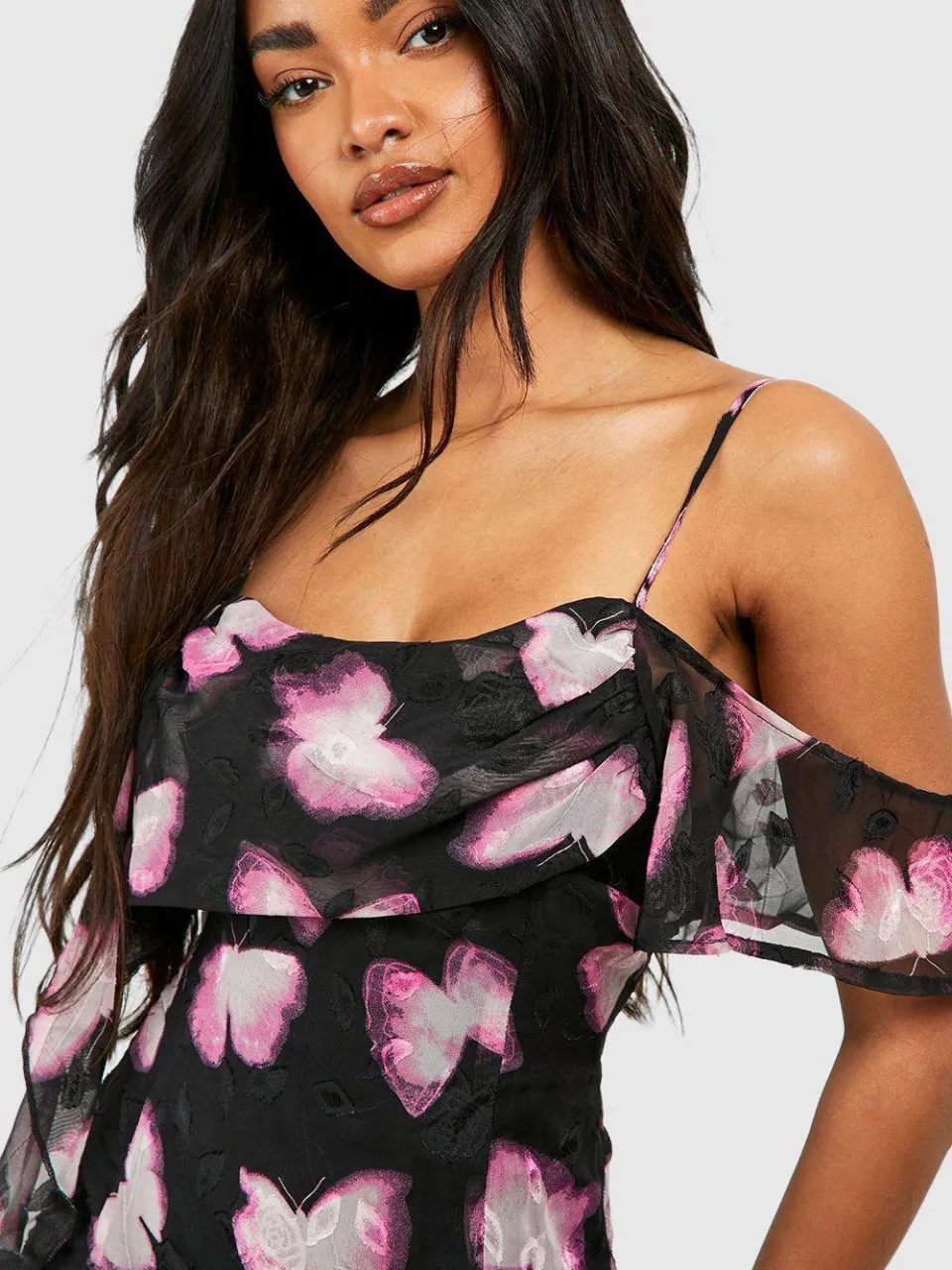 boohoo Dames Bedrukte maxi-slipjurk met gedrapeerde mouwen roze, foto 2