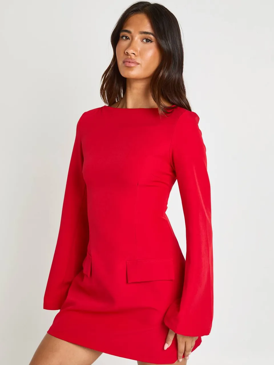 boohoo Dames Mini Jurk Met Lange Mouwen, Slash Hals En Getailleerde Pasvorm rood, foto 3