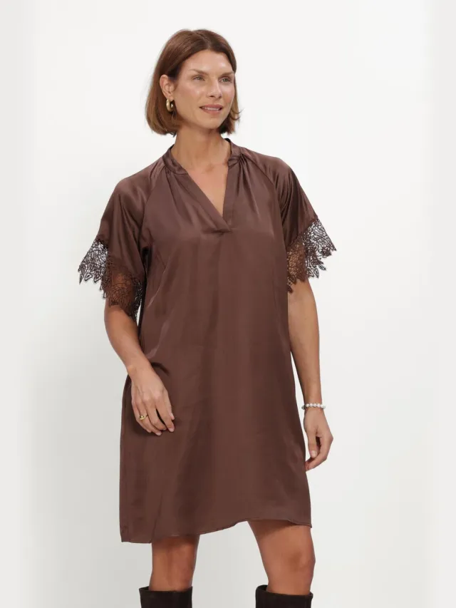 Bruuns Bazaar Dames Jurken Korthalsiabbwenny Dress - Bruin