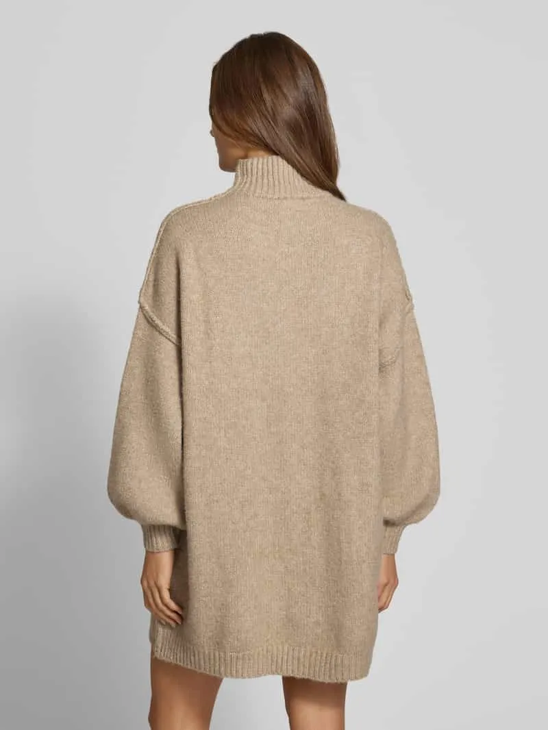 Apricot Tricotjurk met opstaande kraag en overgesneden schouders offwhite, foto 4