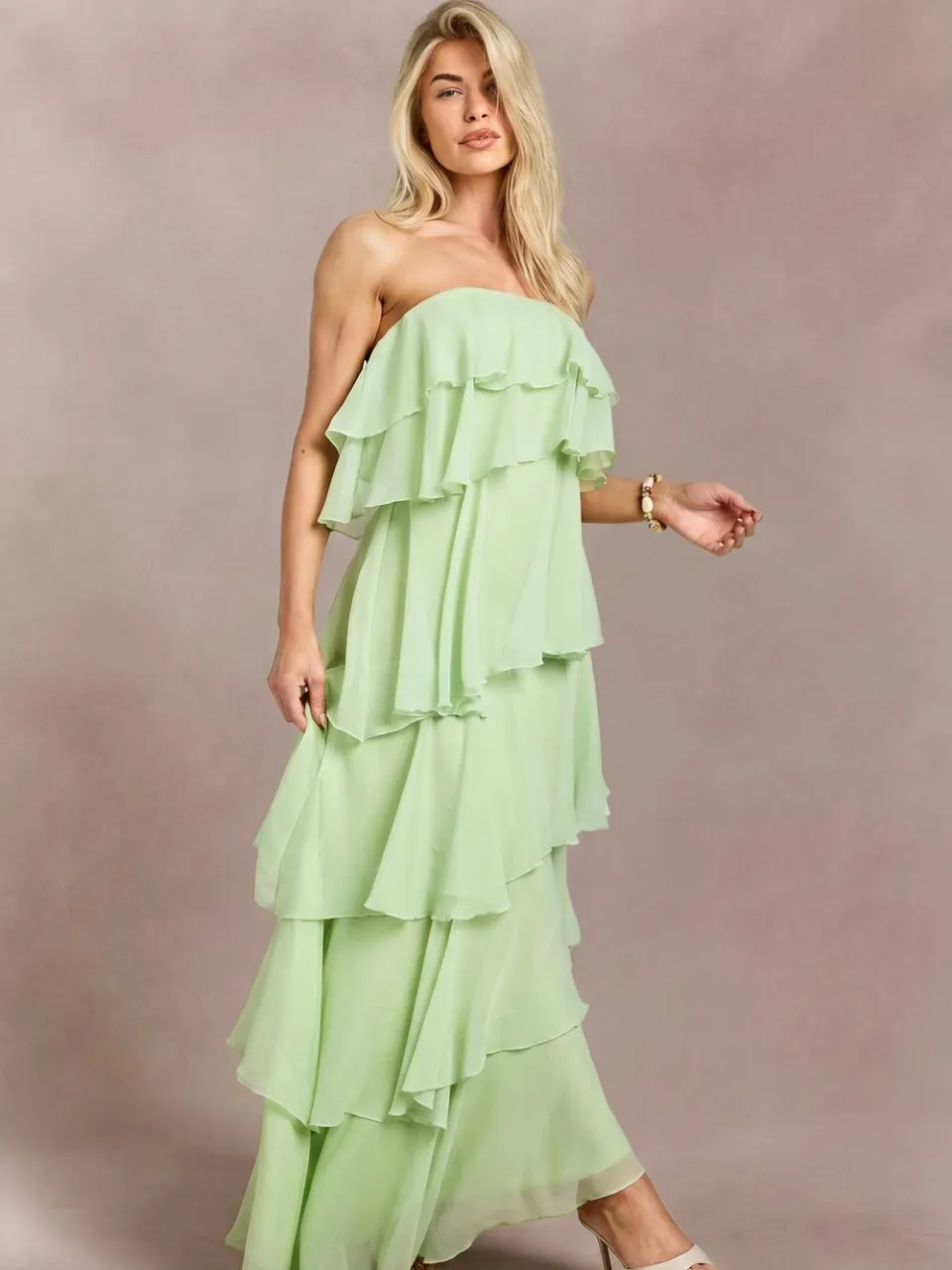 boohoo Dames Chiffon Meerlaagse Maxi Jurk zachte limoen, foto 2