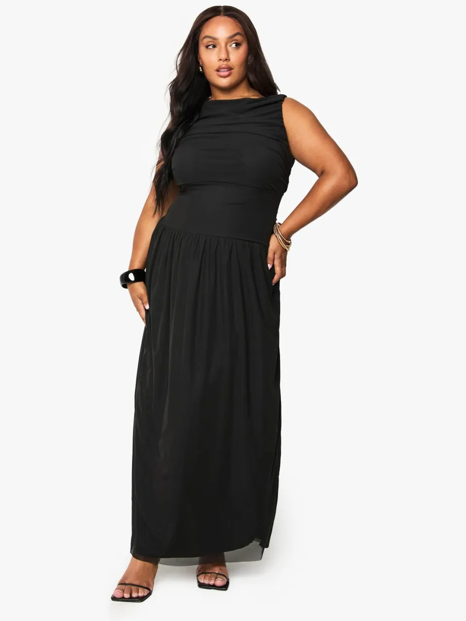 boohoo Dames Plus Mesh Geruched Drop Hem Maxijurk zwart, foto 2