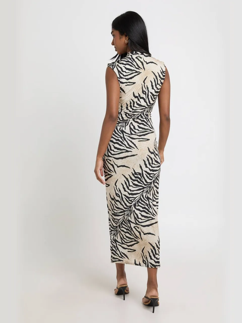 boohoo Dames Tonale Zebra Hoge Hals Strikdetail Maxi Jurk steen, foto 2