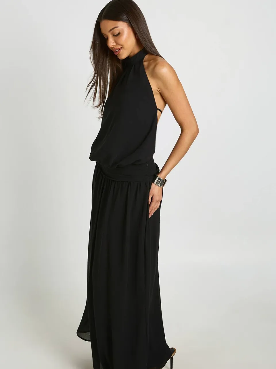 boohoo Dames Chiffon Gerimpelde Lage Taille Halter Maxi Jurk zwart, foto 2