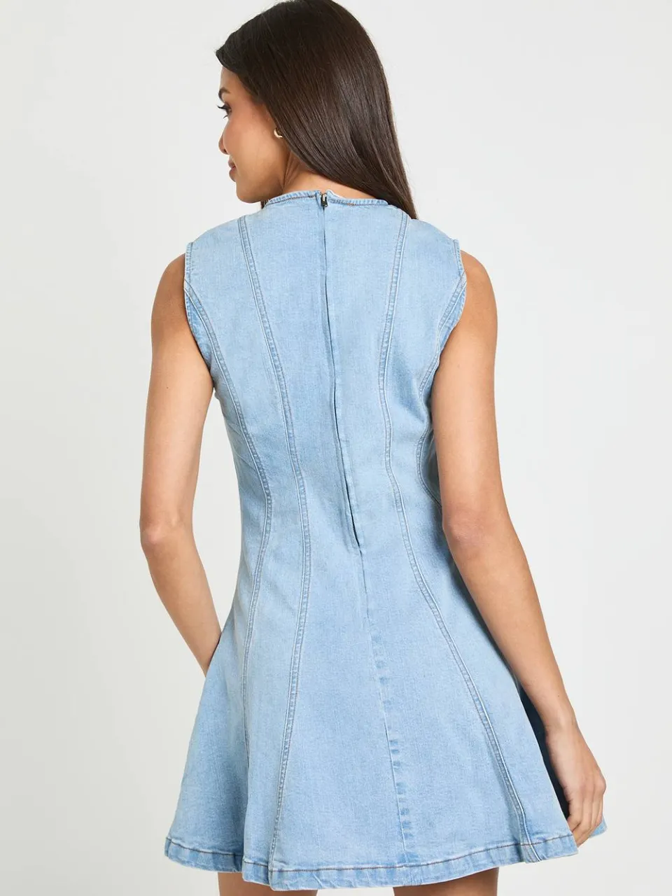 boohoo Dames Mouwloze Denim Mini-jurk Met Naaddetail, foto 3