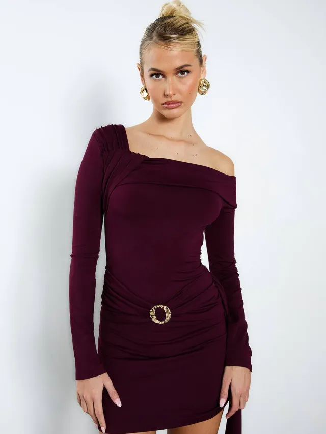 boohoo Dames Afwerkingsdetail Asymmetrische Mini-Jurk met Lange Mouwen Bordeaux Rood