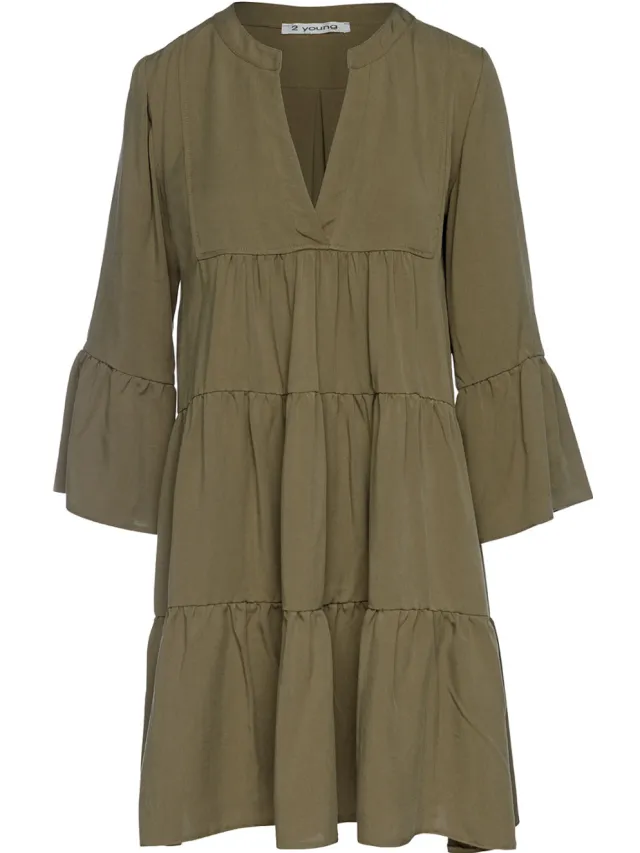 Conquista Khaki jurk met geplooide naden Olijfgroen