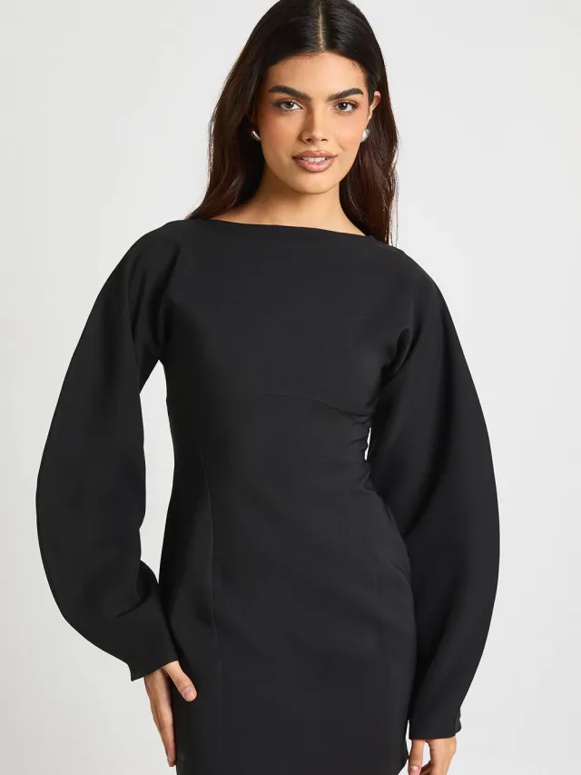 boohoo Dames Gestructureerde Mini Shift Jurk met Uitlopende Mouwen Zwart