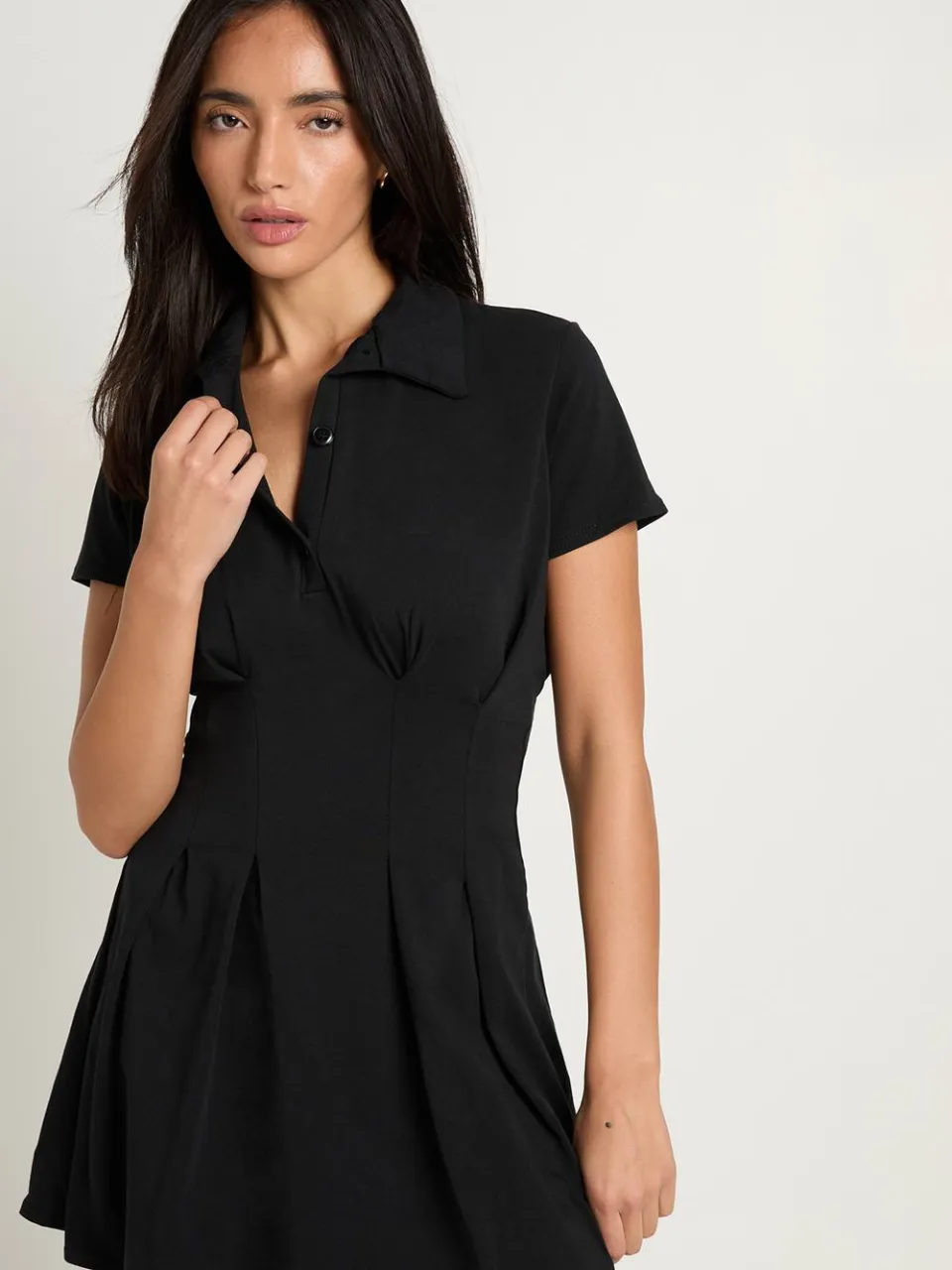 boohoo Dames Katoenen Geplooide Mini-jurk Met Kraag zwart, foto 2