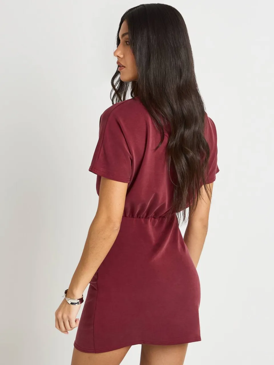 boohoo Dames Super Zachte Mini Jurk Met Hoge Hals En Gerimpelde Rok bessen, foto 3