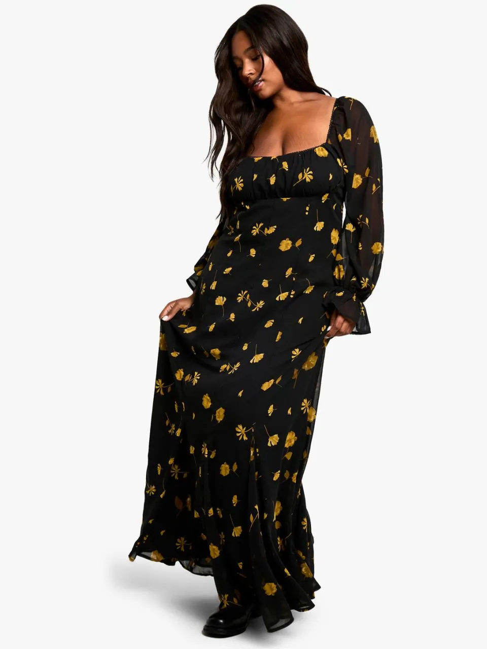 boohoo Dames PLUS LONG SLEEVE SMOCK MAXI JURK zwart, foto 2