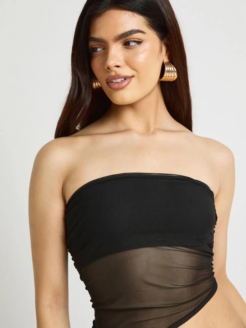 boohoo Dames Bandeau Drape Rok Mesh Maxi Jurk zwart, foto 4