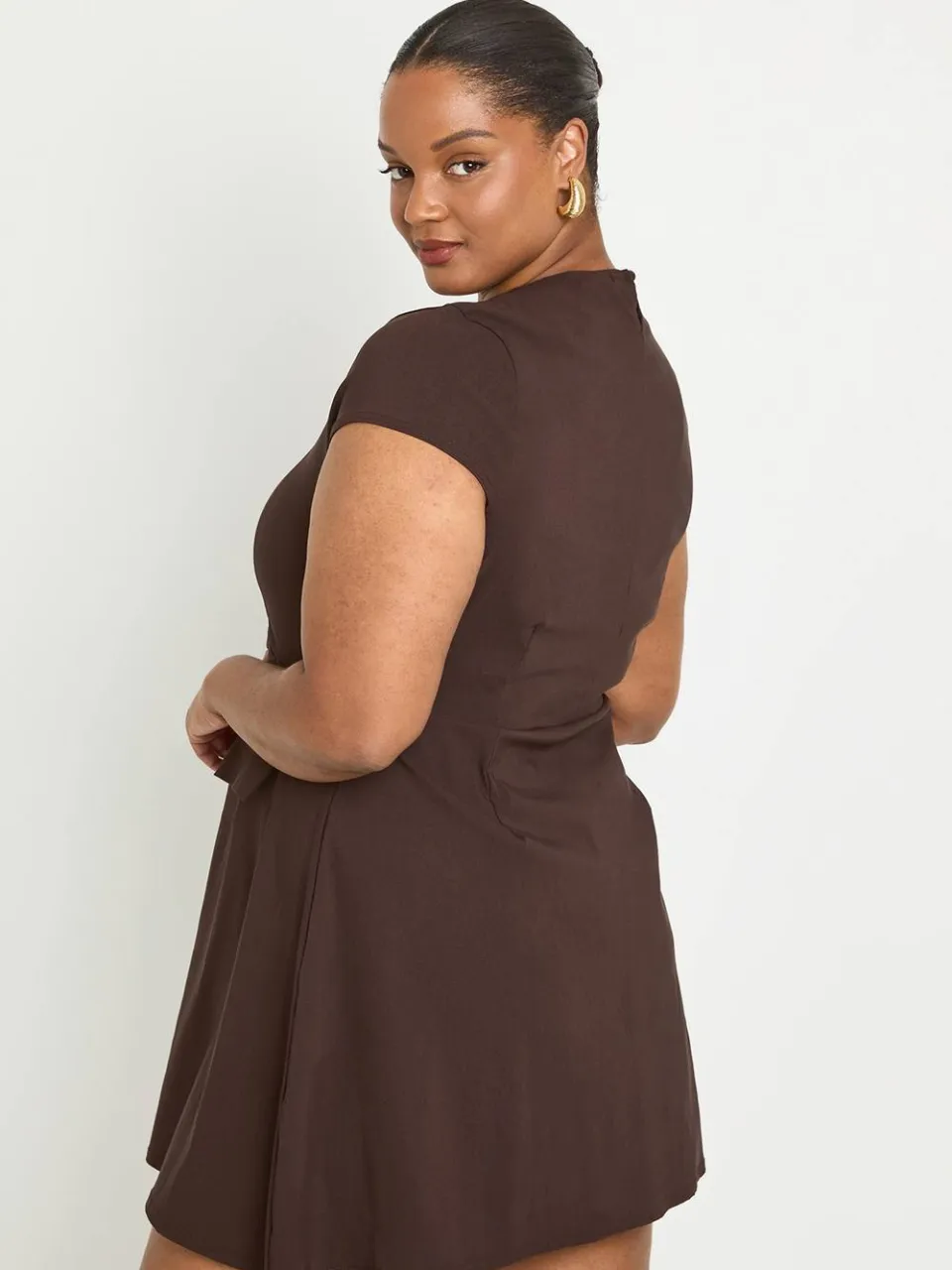 boohoo Dames Plus Jurk Met Korte Mouwen Van Bengaline In Skater-model chocoladebruin, foto 3