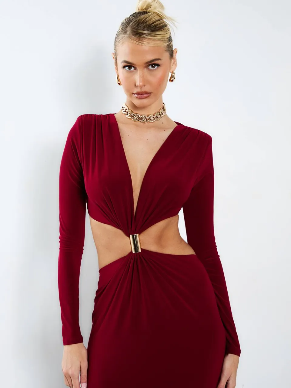 boohoo Dames Maxi-jurk met uitgesneden details bordeaux rood, foto 3