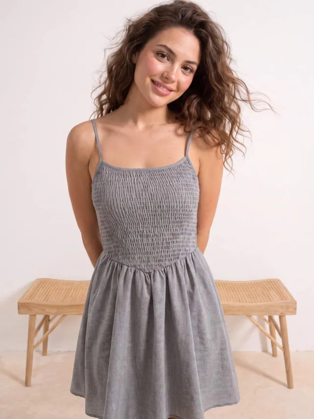 Trendyol TRENDYOLMİLLA Dames Zwart Gestreept Mini Mouwloos Strandkleding Slim fit Strandjurken