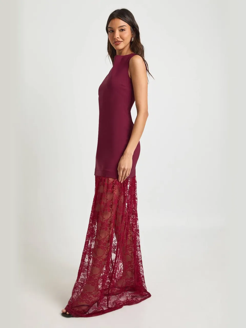 boohoo Dames Kanten Zoom Mouwloze Maxi Jurk merlot, foto 2