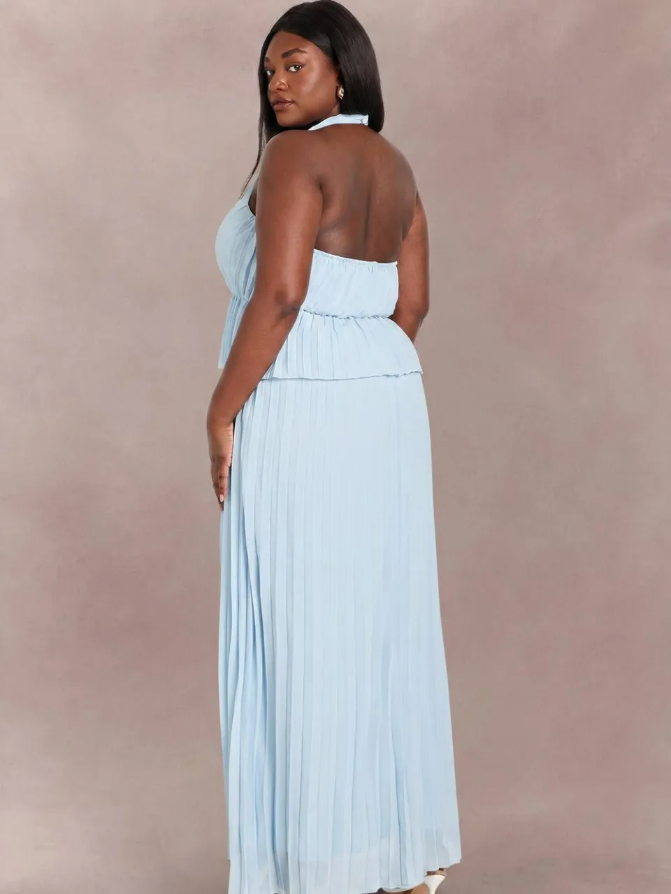 boohoo Dames Plus Halter Neck Jurk Met Ruches En Plooien Maxi babyblauw, foto 2