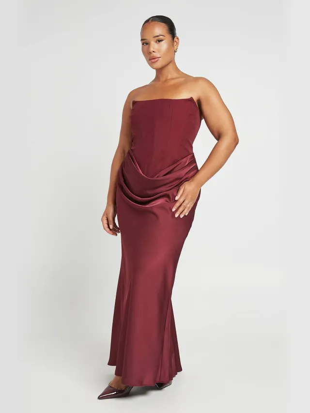 boohoo Dames Plus Bandeau Corset Satijnen Drape Maxi Jurk Bordeaux Rood