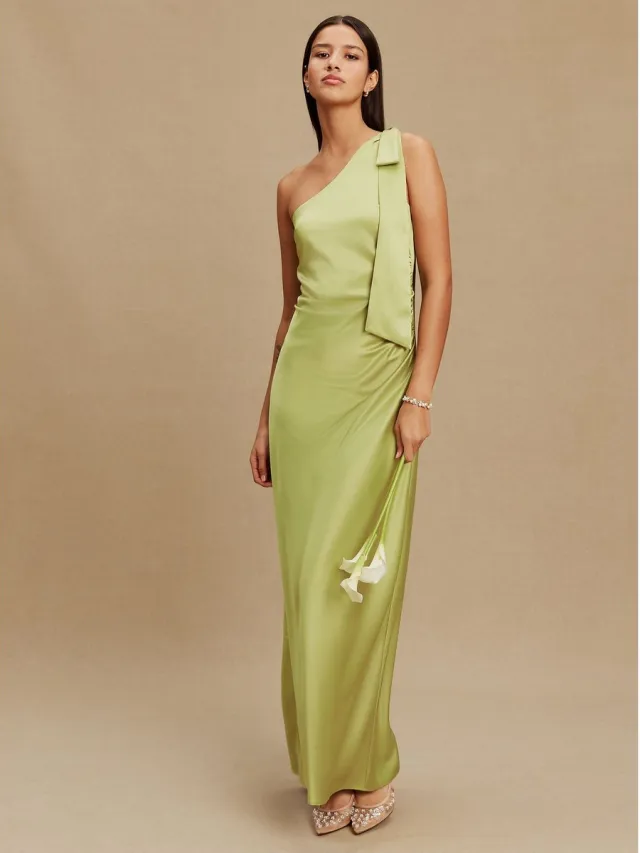 Next Dames - Maxi-bruidsmeisjesjurk met strik en één bedekte schouder - Groen Green