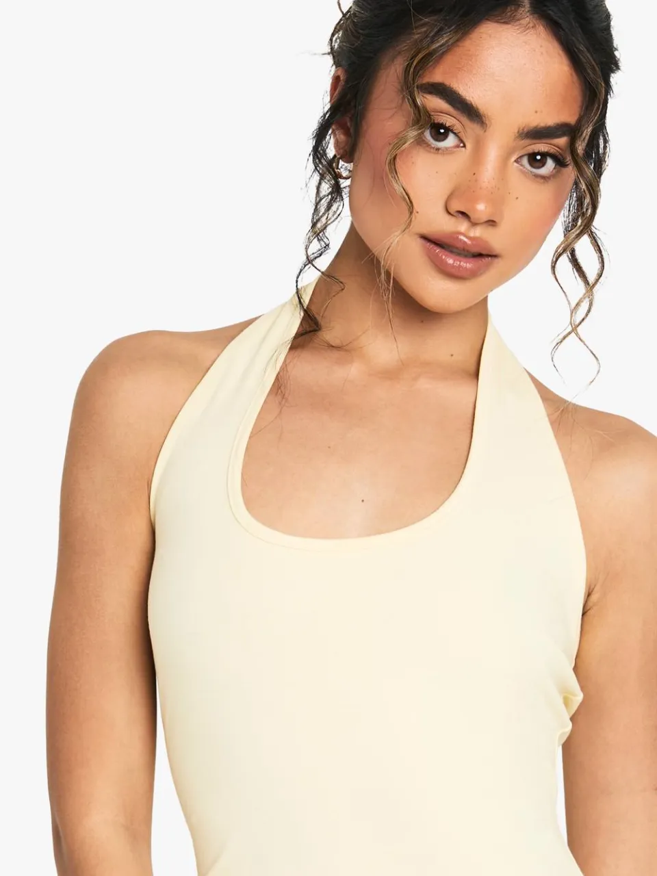 boohoo Dames Halterneck Mini Jurk citroen, foto 4