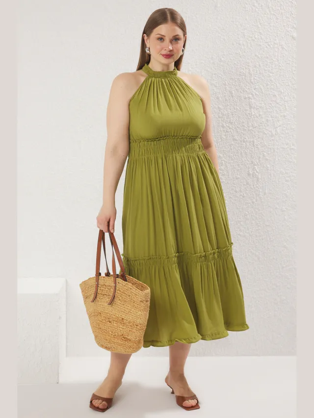 Trendyol Curve Dames Kaki Effen Midi Mouwloos Casual A-lijn Grote maten Jurk