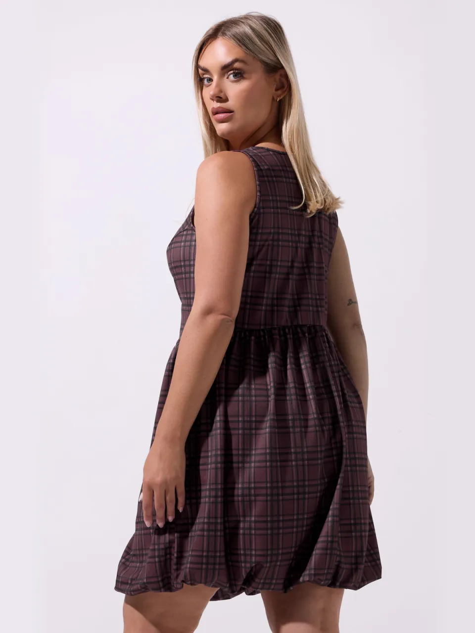 Limited Collection Burgundy Red Check Puffball Minijurk, foto 4