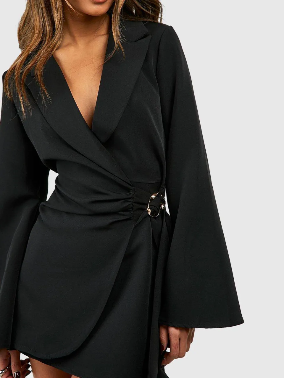 boohoo Dames Blazerjurk met gespdetail en getailleerde taille zwart, foto 3