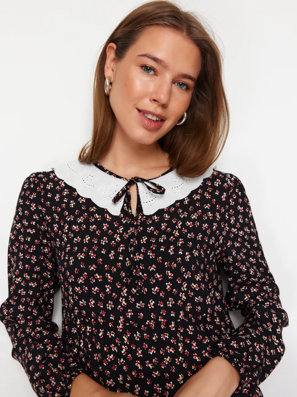Trendyol Modest Dames Zwart Bloemen Maxi Lang Casual A-lijn Modest Jurken, foto 2