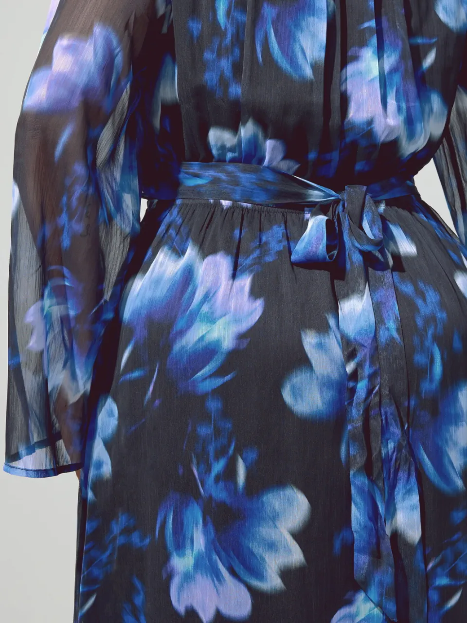 Yours London Zwarte Jurk Met Abstracte Bloemenprint En Sleutelgat, foto 5