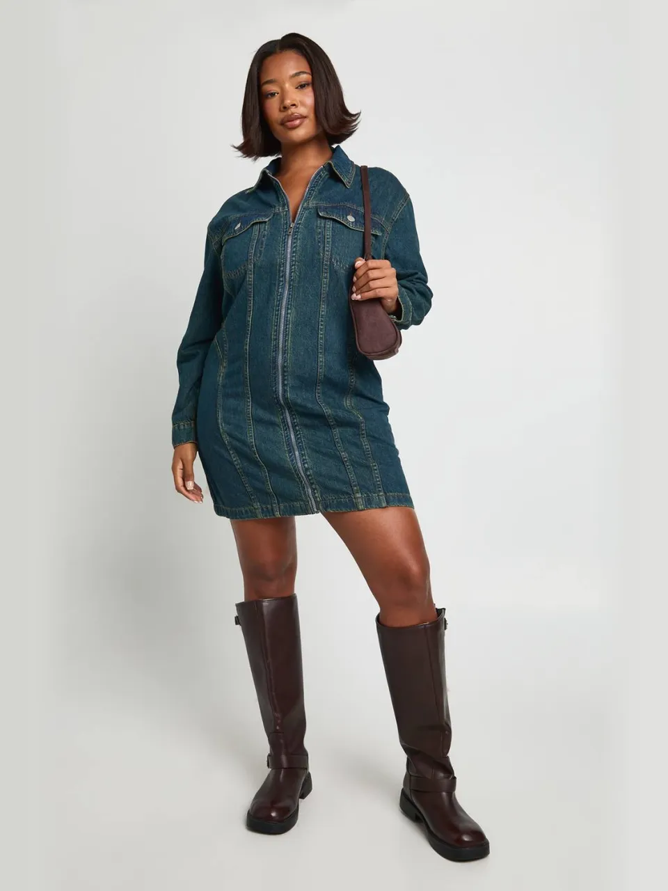 boohoo Dames Plus Denim Zip Up Shift Dress, foto 3