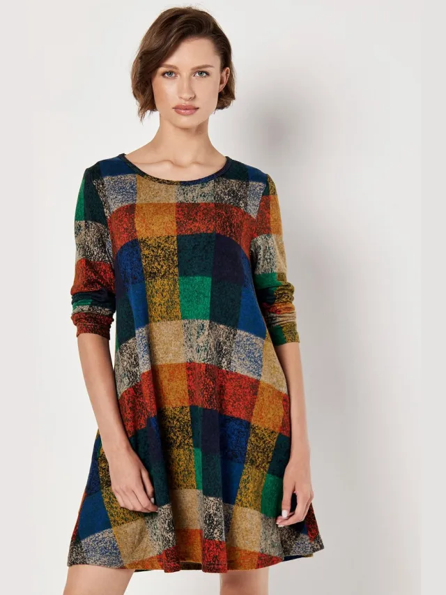 Apricot Kleurrijke mini-jurk met patchwork-ruitmotief en swingende snit blauw