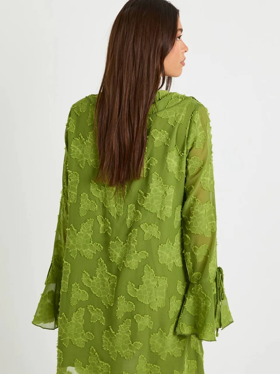 boohoo Dames Burnout bloemenjurk in shiftstijl met ruches olijf, foto 3