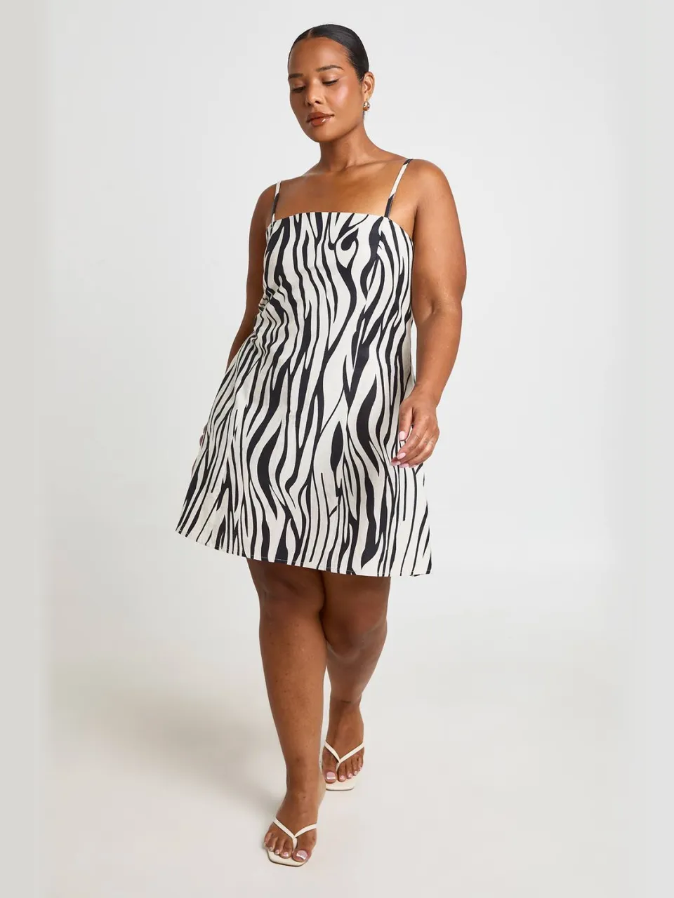 boohoo Dames Plus Zebraprint Linnen Getailleerde Rechte Jurk