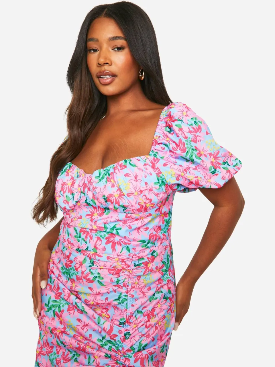 boohoo Dames Plus Geweven Ditsy Bloemen Geraffelde Midaxi-Jurk roze, foto 4