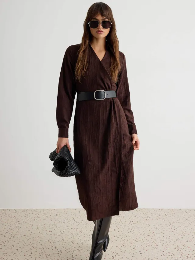 Trendyol TRENDYOLMİLLA Dames Bruin Effen Midi Lang Blousejurk Jurken