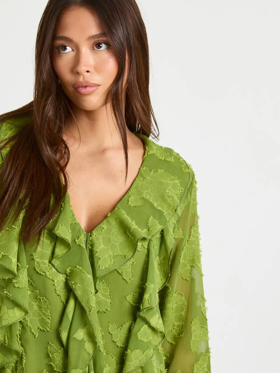boohoo Dames Burnout bloemenjurk in shiftstijl met ruches olijf, foto 4